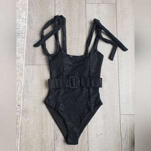 Nwot Beach Riot one piece swimsuit